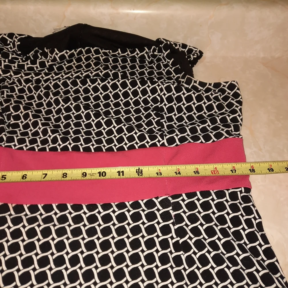 Anne Klein Black and Red Patterned Midi Dress - Picture 7 of 10